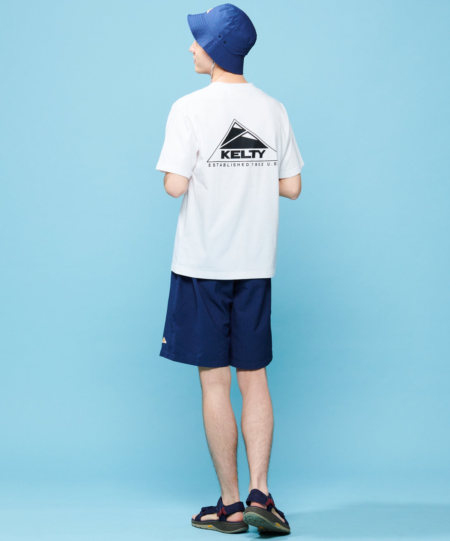 Back logo print T-shirt / バックロゴプリントTシャツ