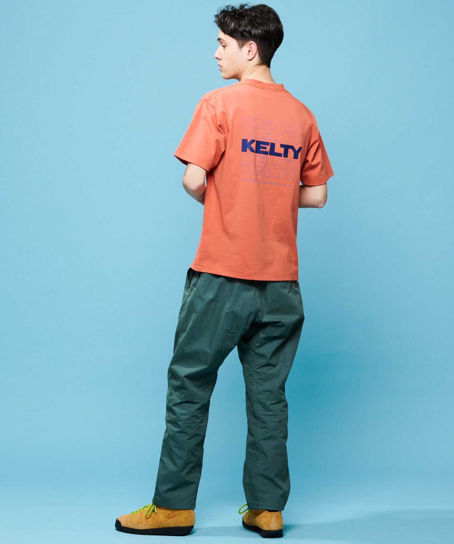 Back typo logo print T-shirt / バックタイポロゴプリントTシャツ