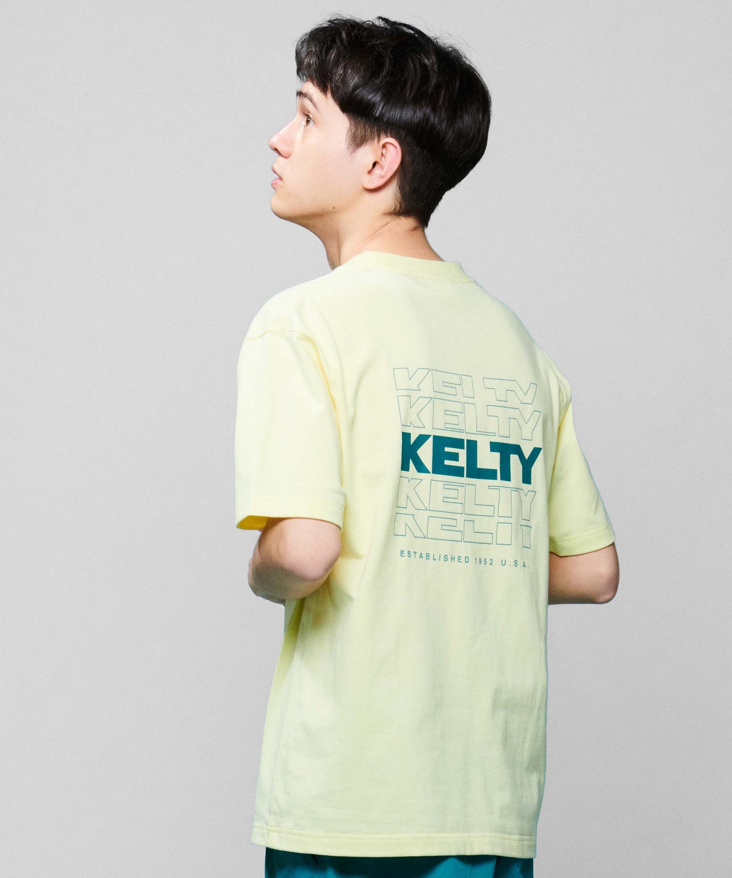 Back typo logo print T-shirt / バックタイポロゴプリントTシャツ