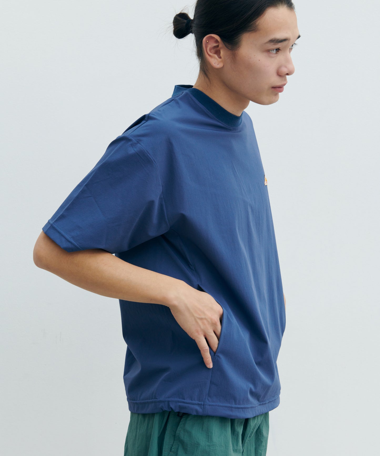 Stretch Woven Mini Logo S/S T-Shirt/ストレッチ布帛Tシャツ