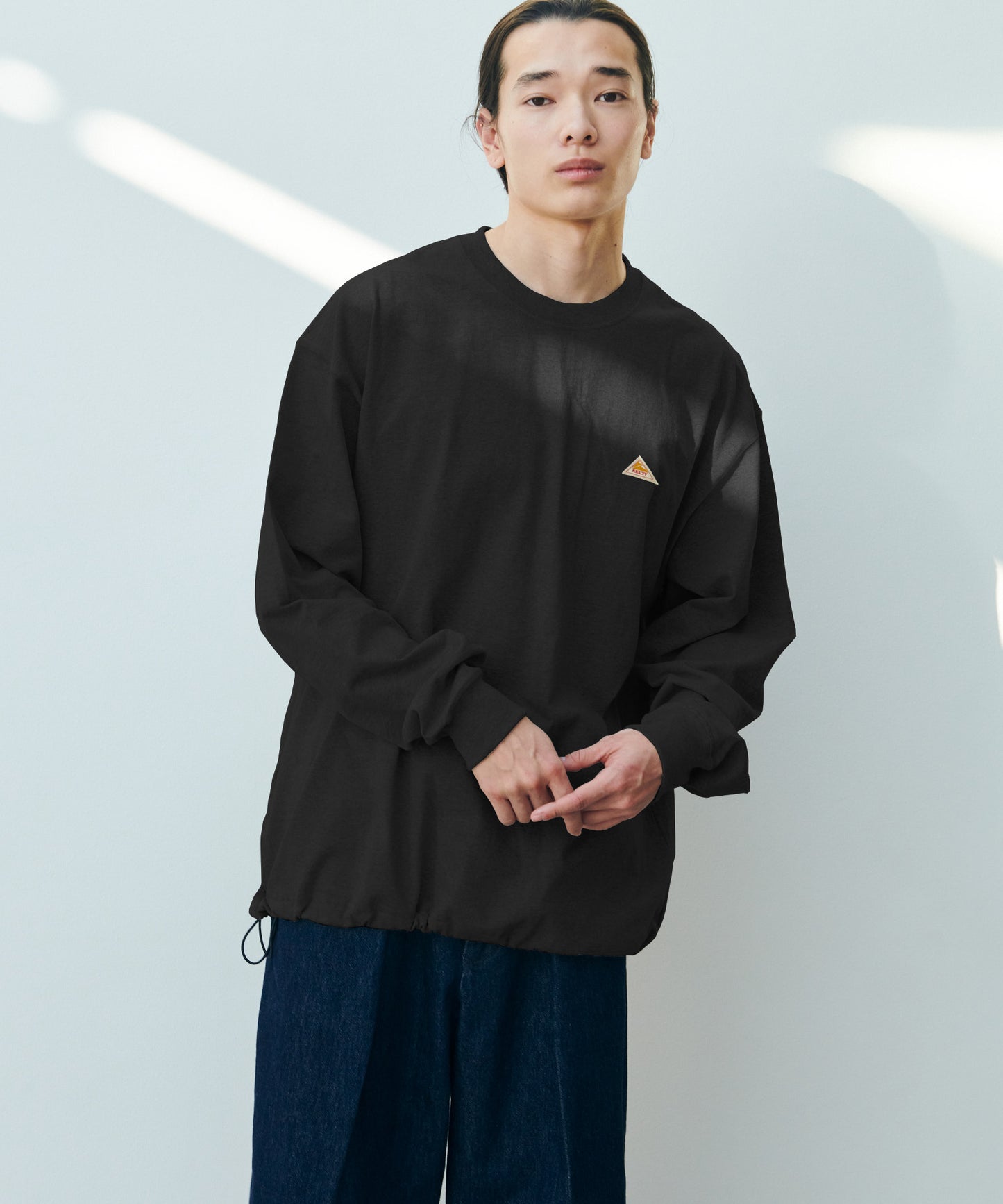 バックタイポロゴ L/S ティーシャツ