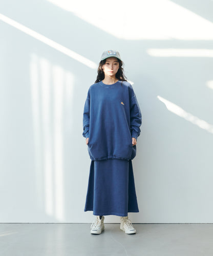 ワンポイントロゴクルーネックスウェット