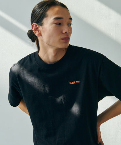 Back logo print T-shirt / バックロゴプリントTシャツ