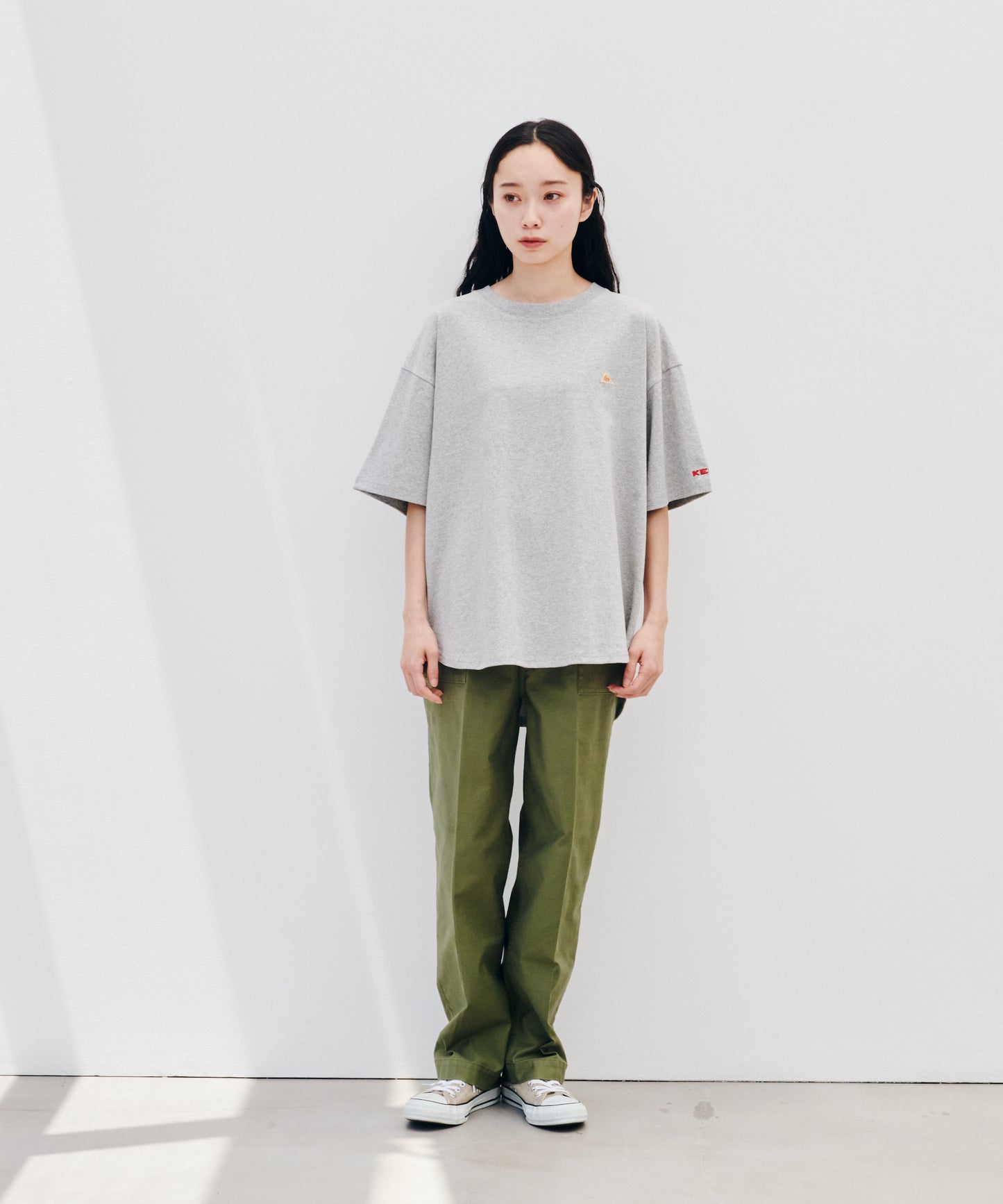 ラウンド ヘム S/S ティーシャツ