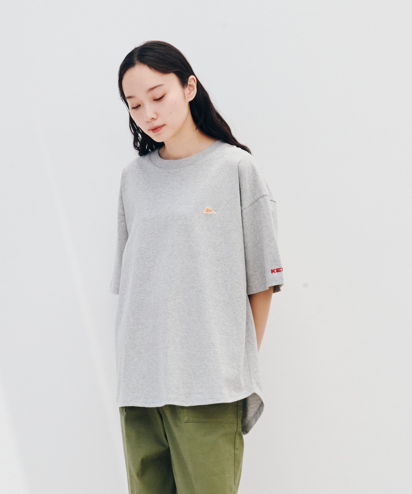 ラウンド ヘム S/S ティーシャツ