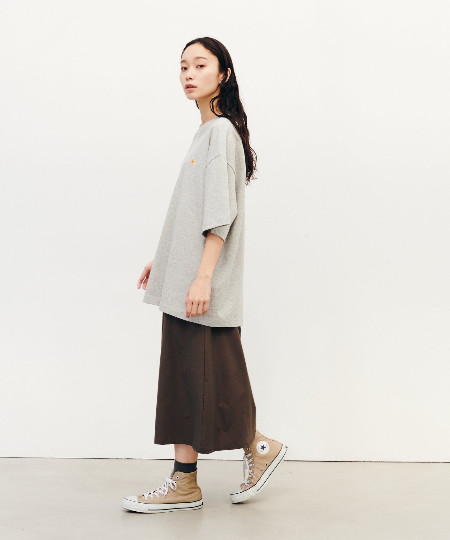 Back logo print T-shirt / バック ロゴ S/S ティーシャツ