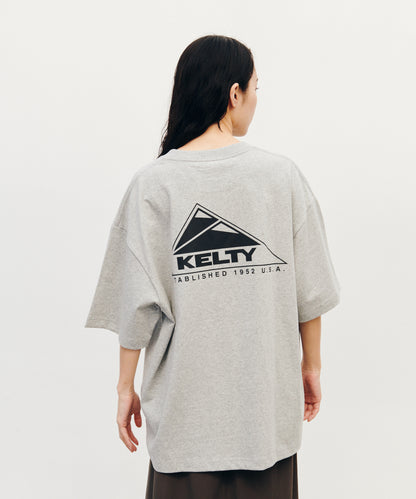 Back logo print T-shirt / バック ロゴ S/S ティーシャツ
