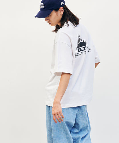 Back logo print T-shirt / バック ロゴ S/S ティーシャツ