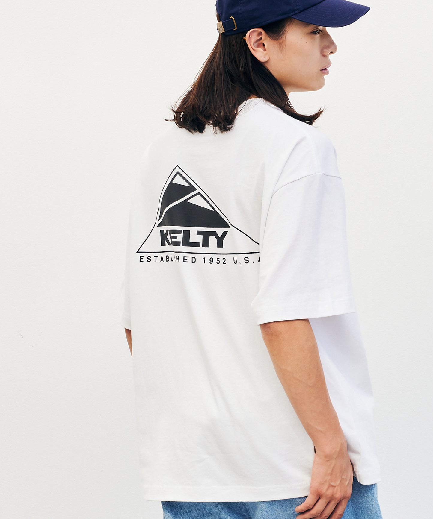 Back logo print T-shirt / バック ロゴ S/S ティーシャツ