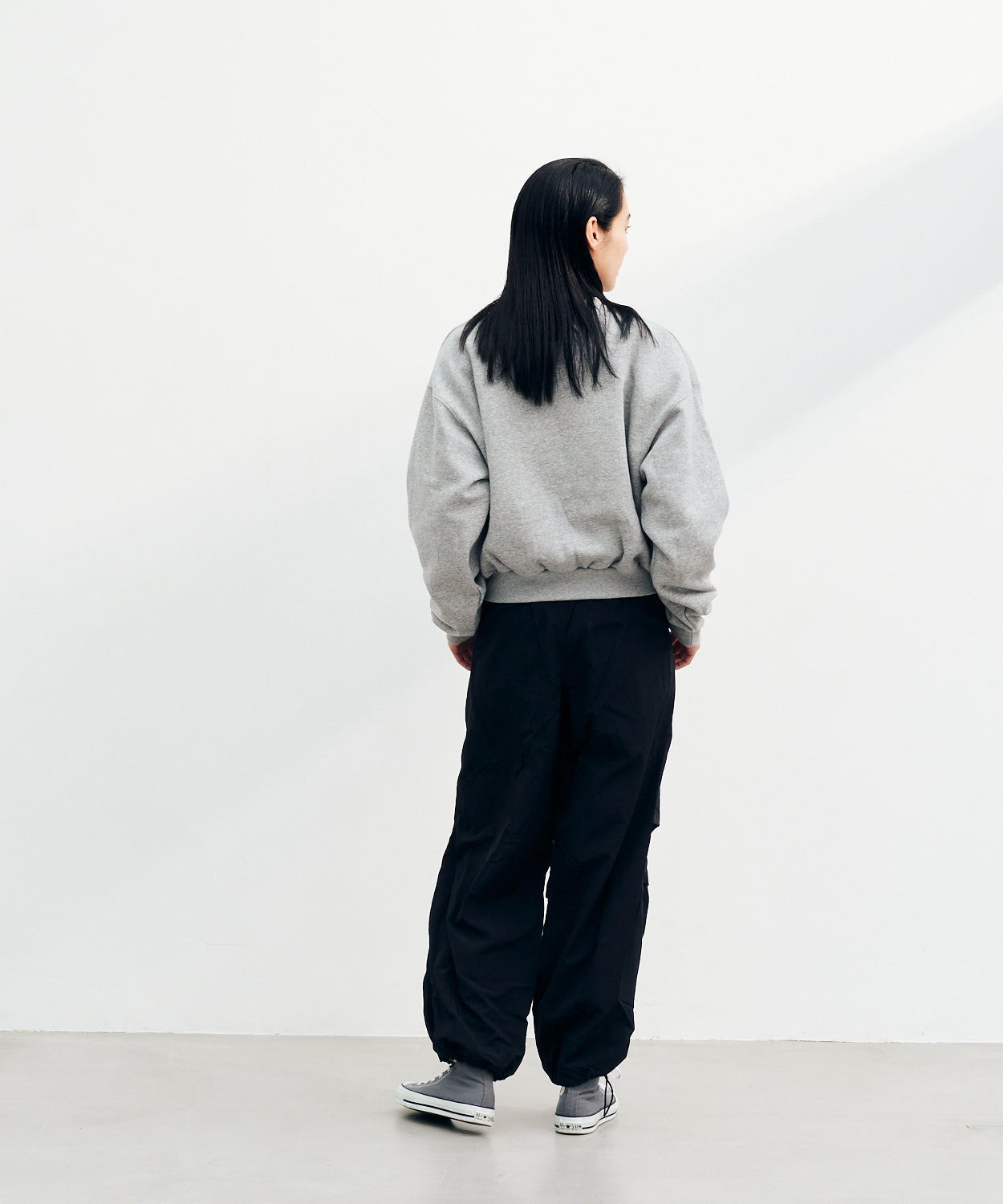 Mini Logo Cropped Crew Neck Sweat / ミニロゴクロップドクルーネックスウェット
