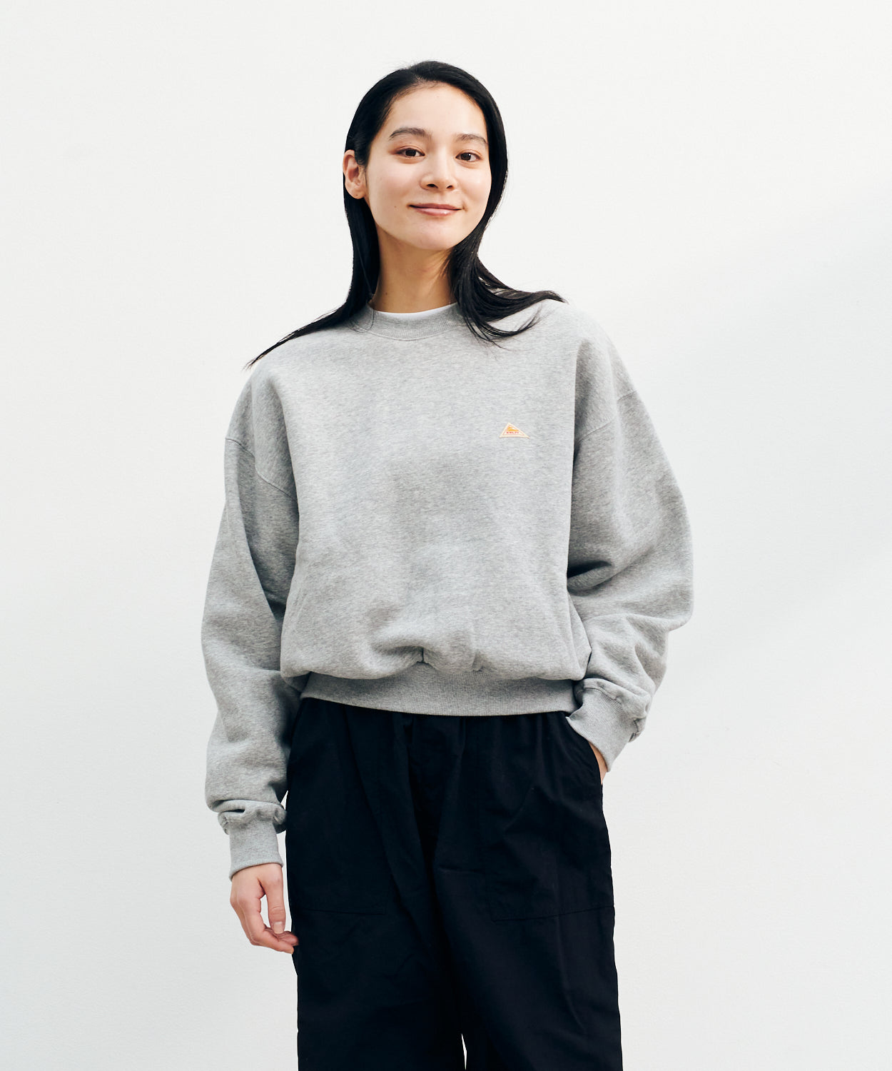 Mini Logo Cropped Crew Neck Sweat / ミニロゴクロップドクルーネックスウェット