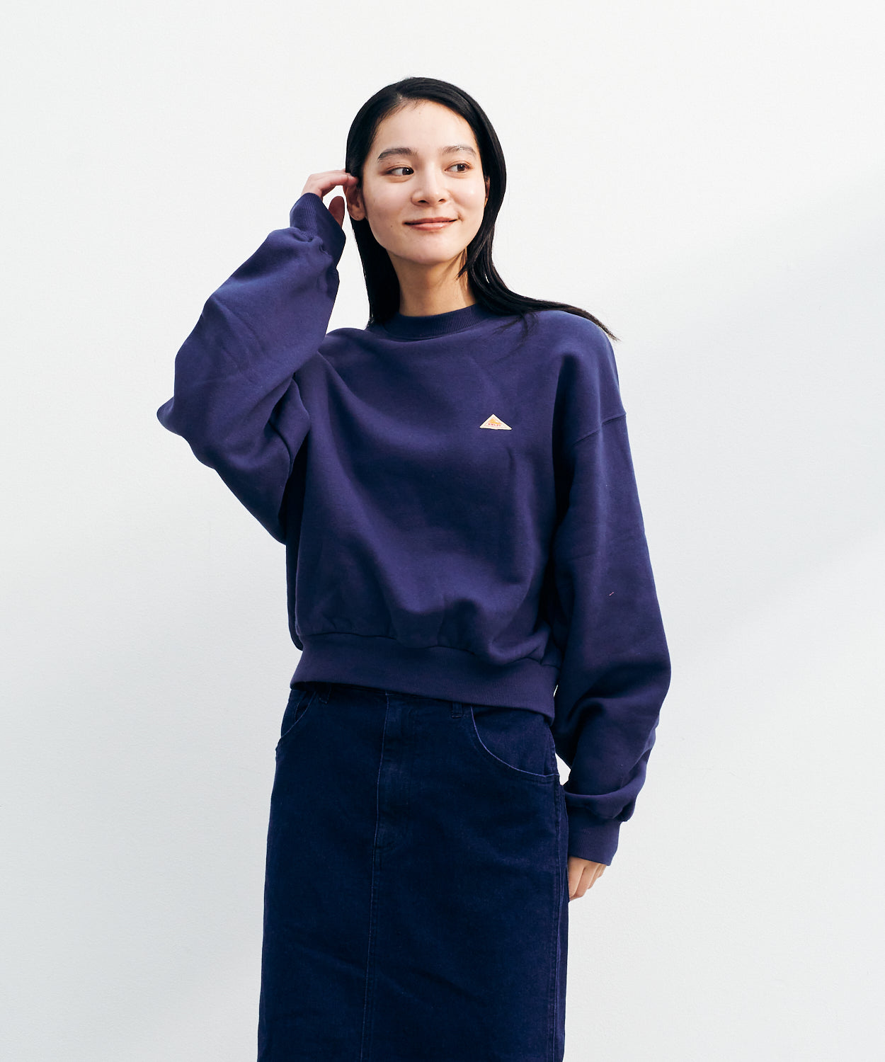 Mini Logo Cropped Crew Neck Sweat / ミニロゴクロップドクルーネックスウェット