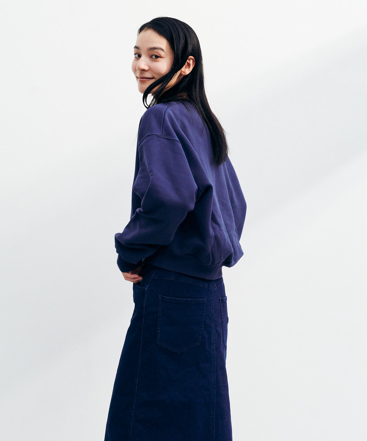 Mini Logo Cropped Crew Neck Sweat / ミニロゴクロップドクルーネックスウェット
