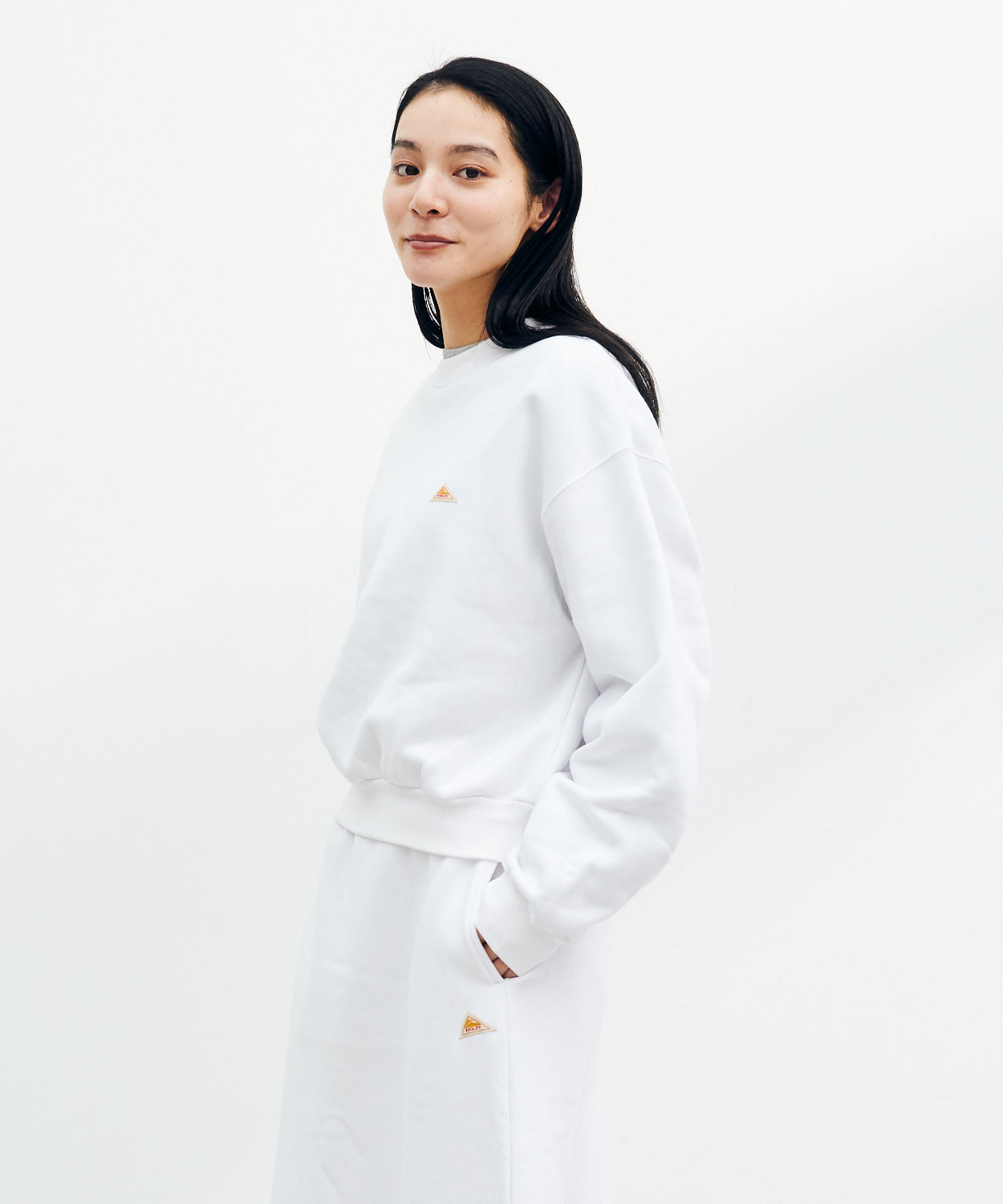 Mini Logo Cropped Crew Neck Sweat / ミニロゴクロップドクルーネックスウェット