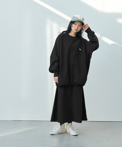 ワンポイントロゴクルーネックスウェット